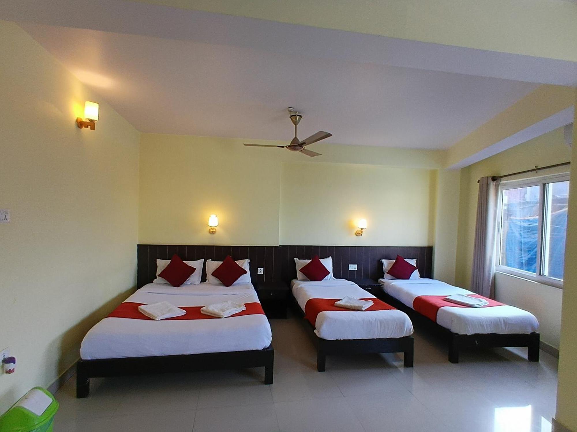 Hotel My Dream Pokhara Esterno foto