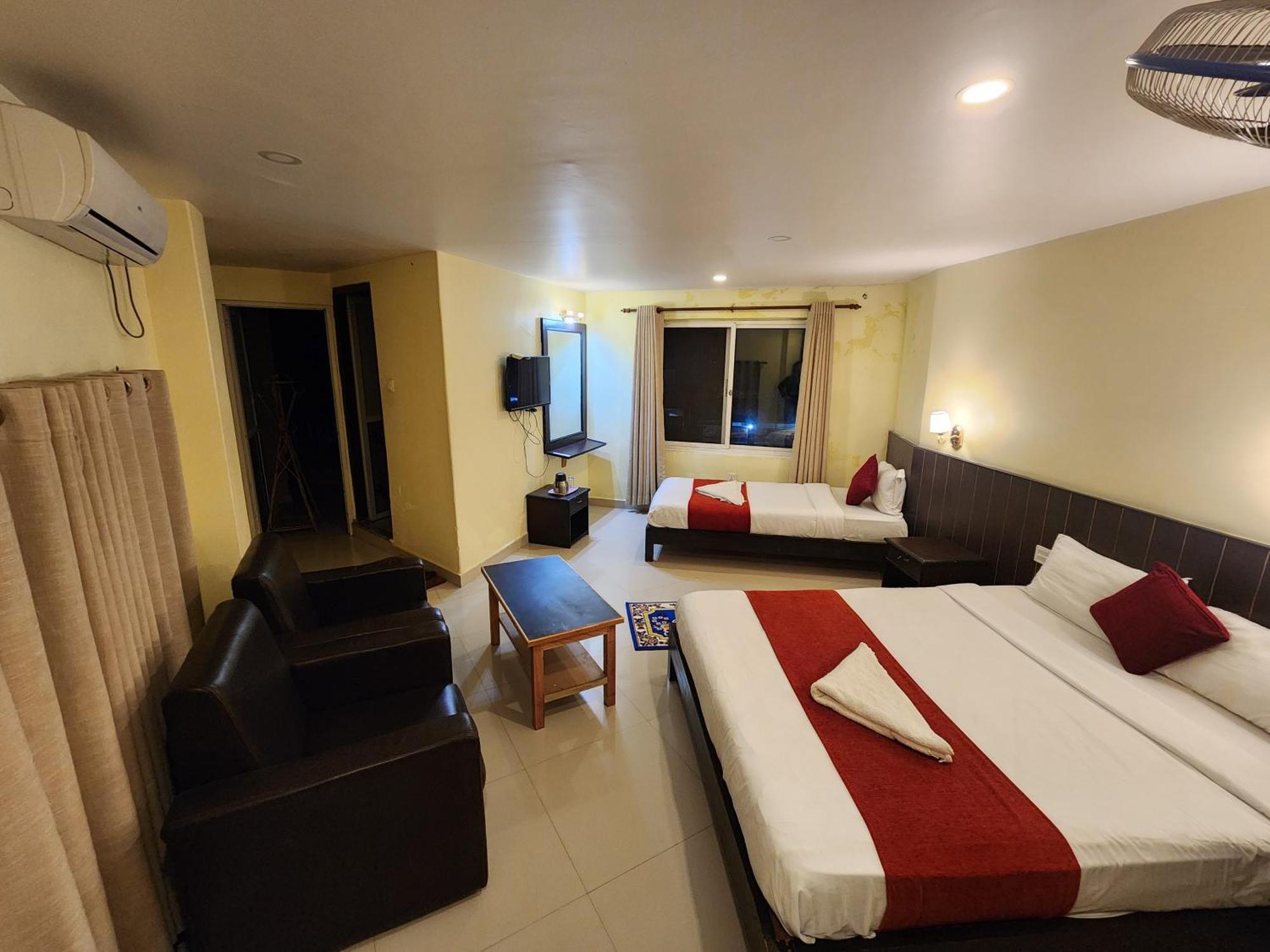 Hotel My Dream Pokhara Esterno foto